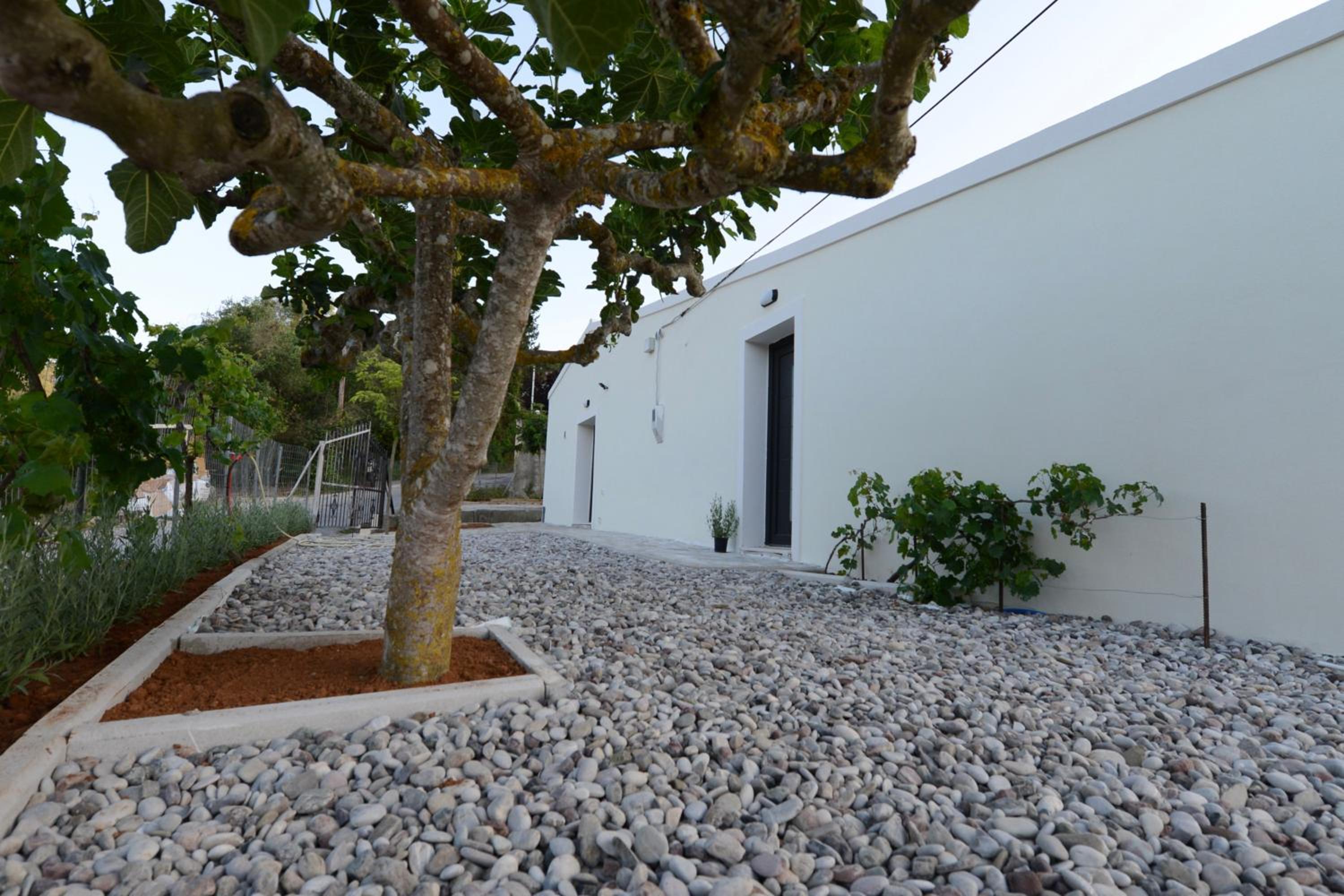 Stablus house