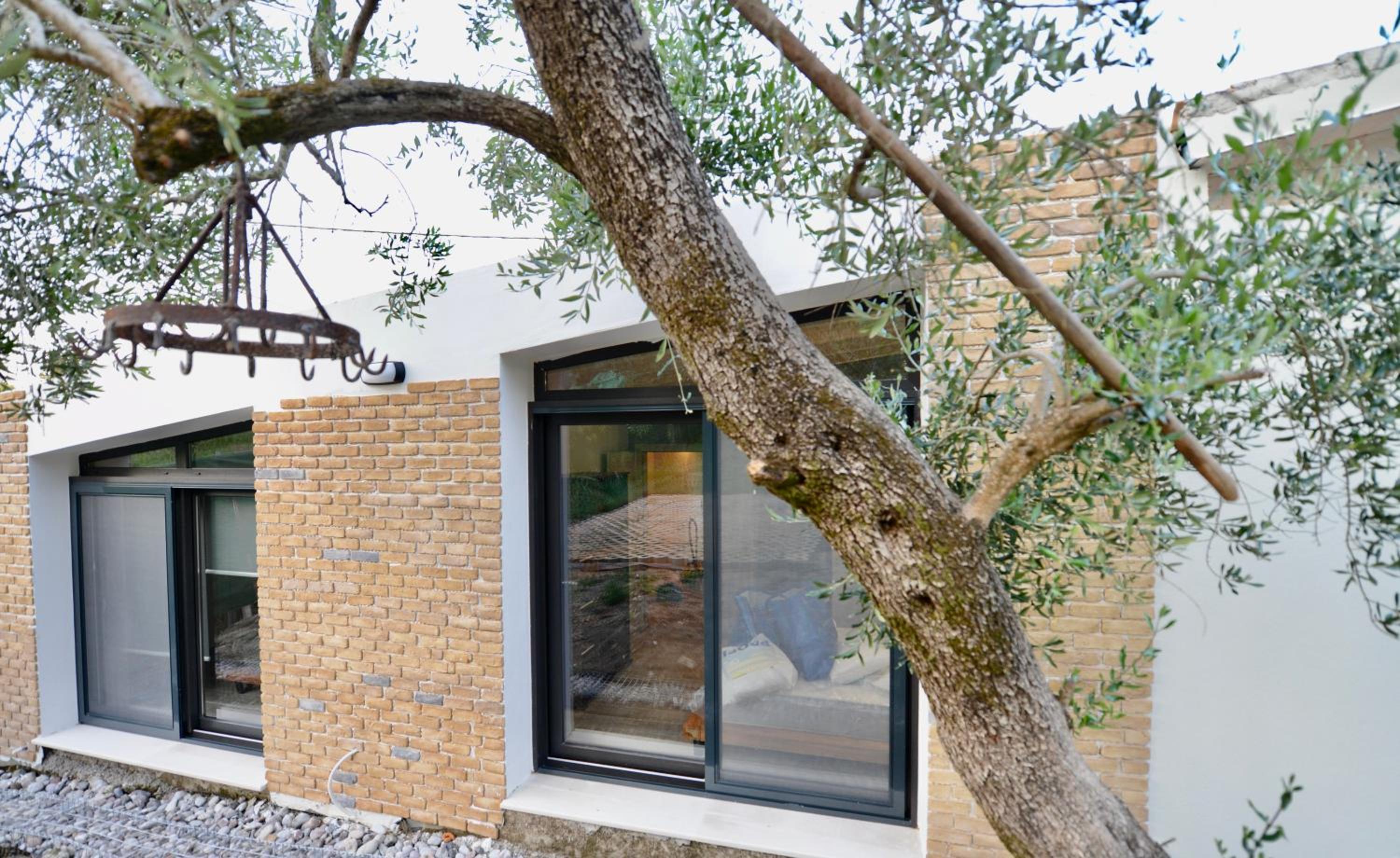 Stablus house