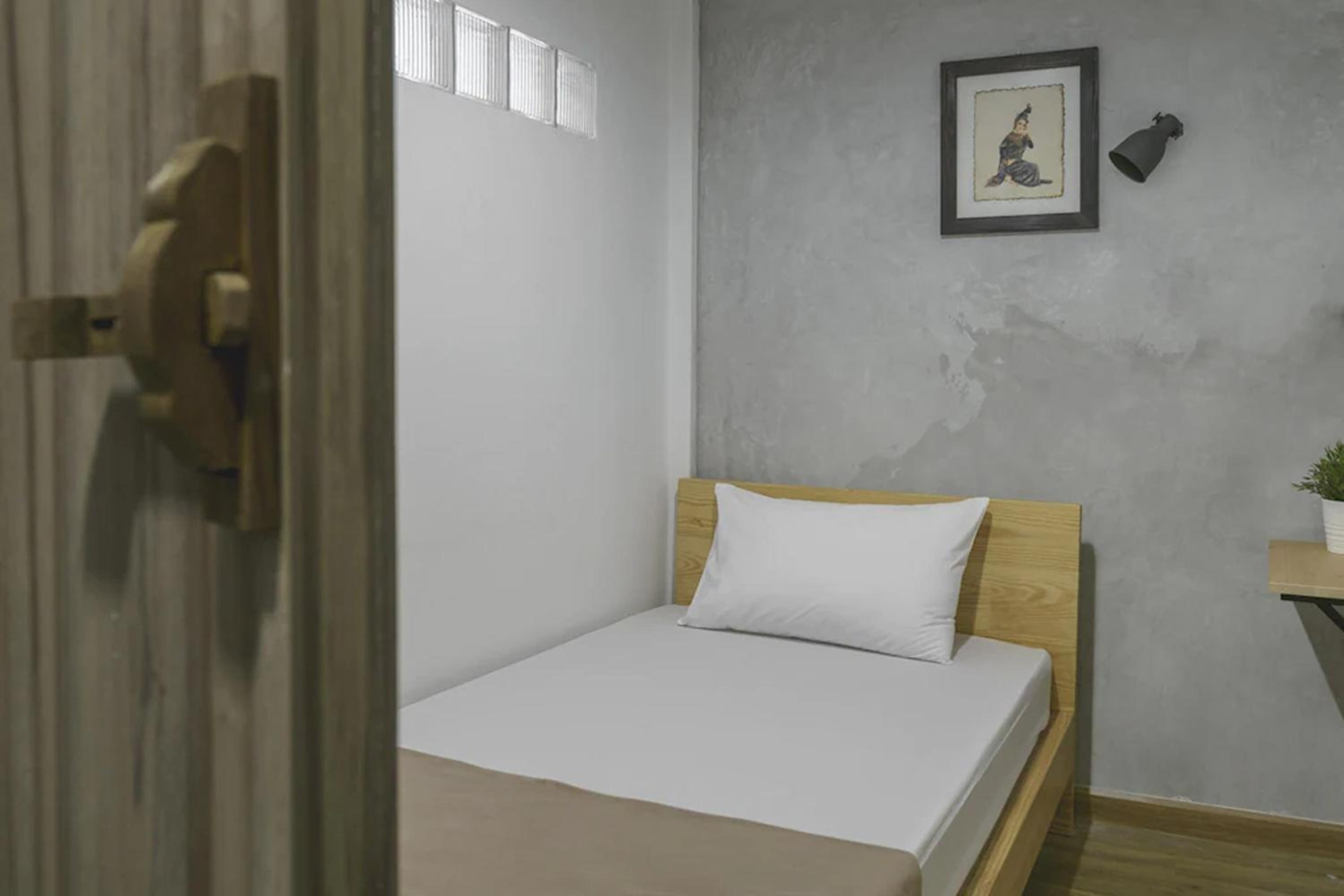 ORA Hostel Bangkok