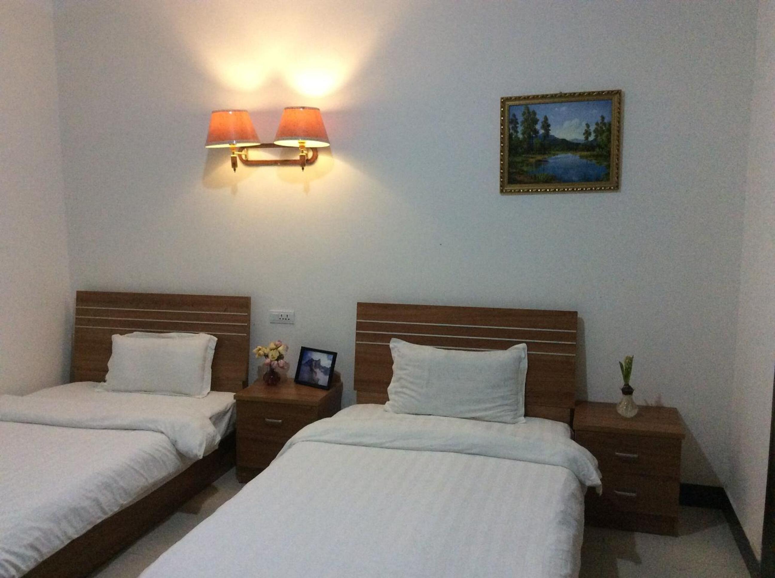 Huashan International Youth Hostel