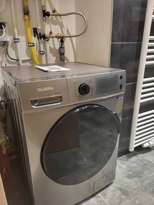 Duplex neuf 2 chambres HUY