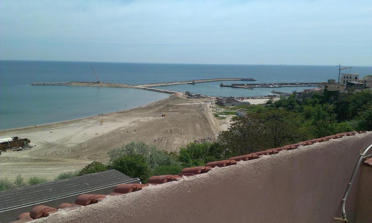 Studio Leon view 4