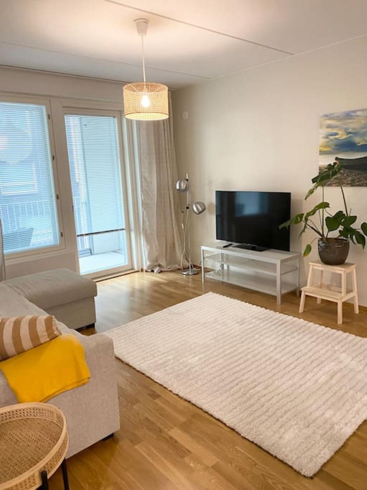HHH Dream stay on Helsinki seafront, free parking view 3
