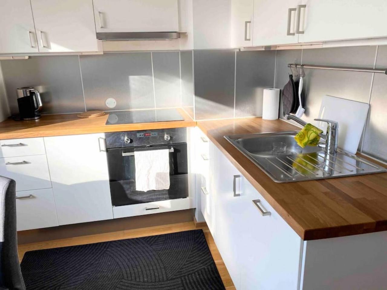 HHH Top hideaway in Helsinki, free parking, close to Lauttasaari metro