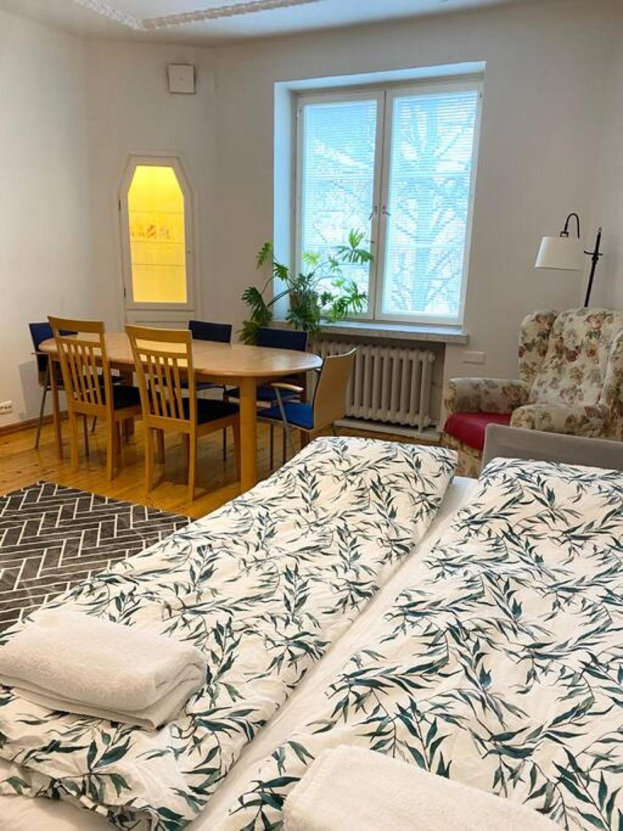 HHH Perfect location right in Helsinki center, walking distance to Kamppi and railway station view 3