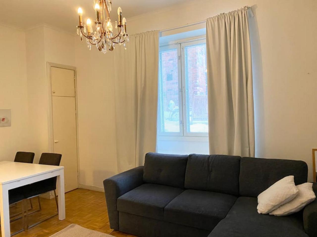 VALLILA - Helsinki sleeping beauty, 2 big rooms view 3