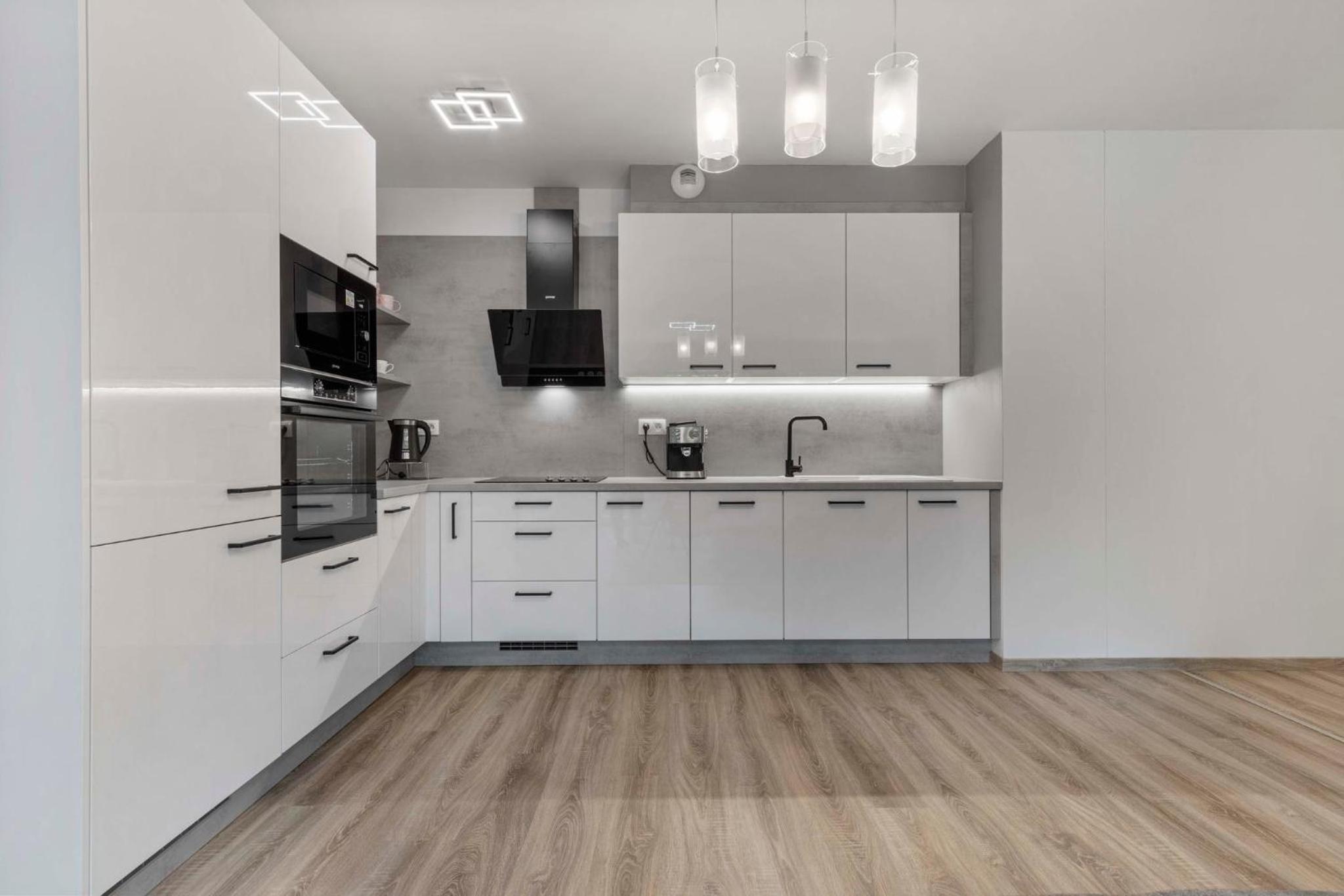 New 3-room Apartment next to Bratislava Airport - FREE PARKING view 3