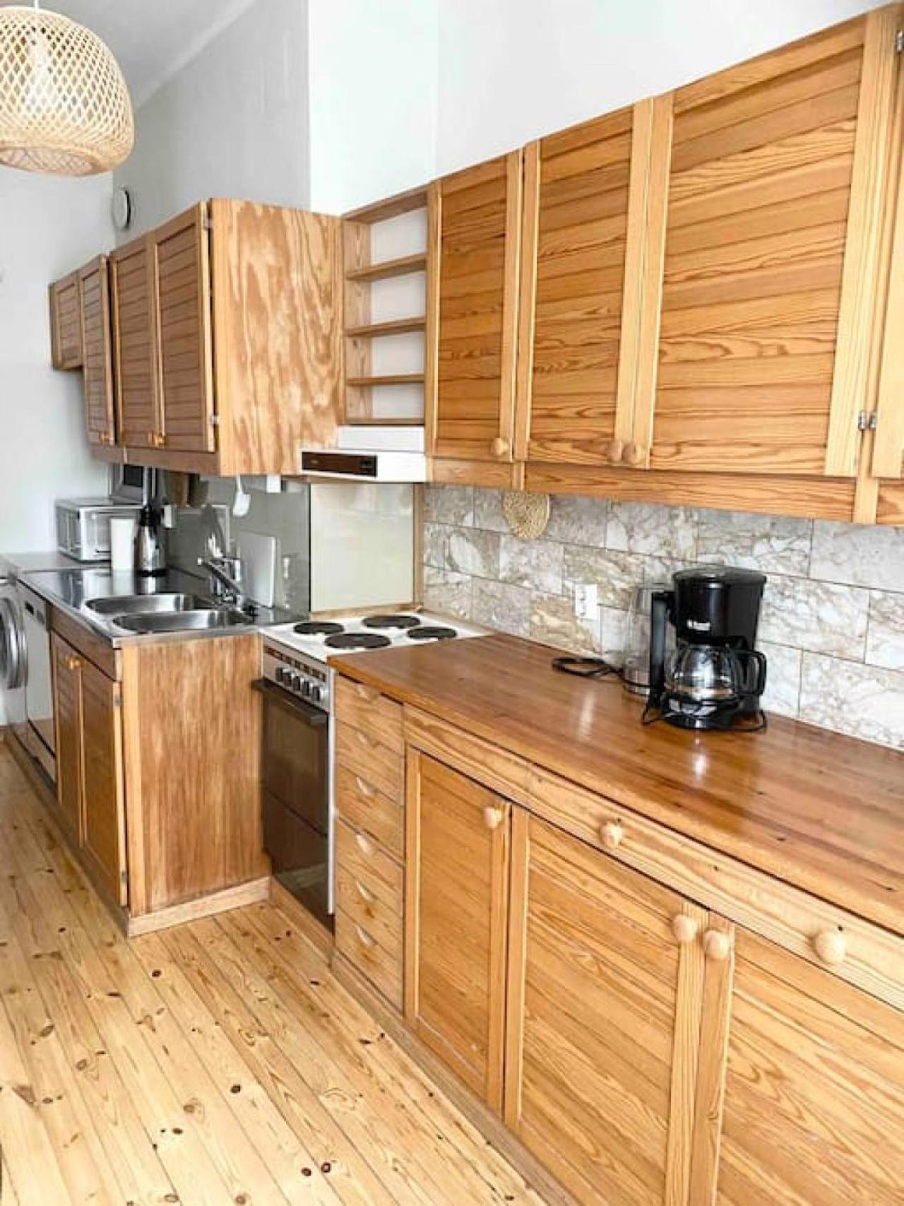 ULLANLINNA Big apartment in the heart of Helsinki