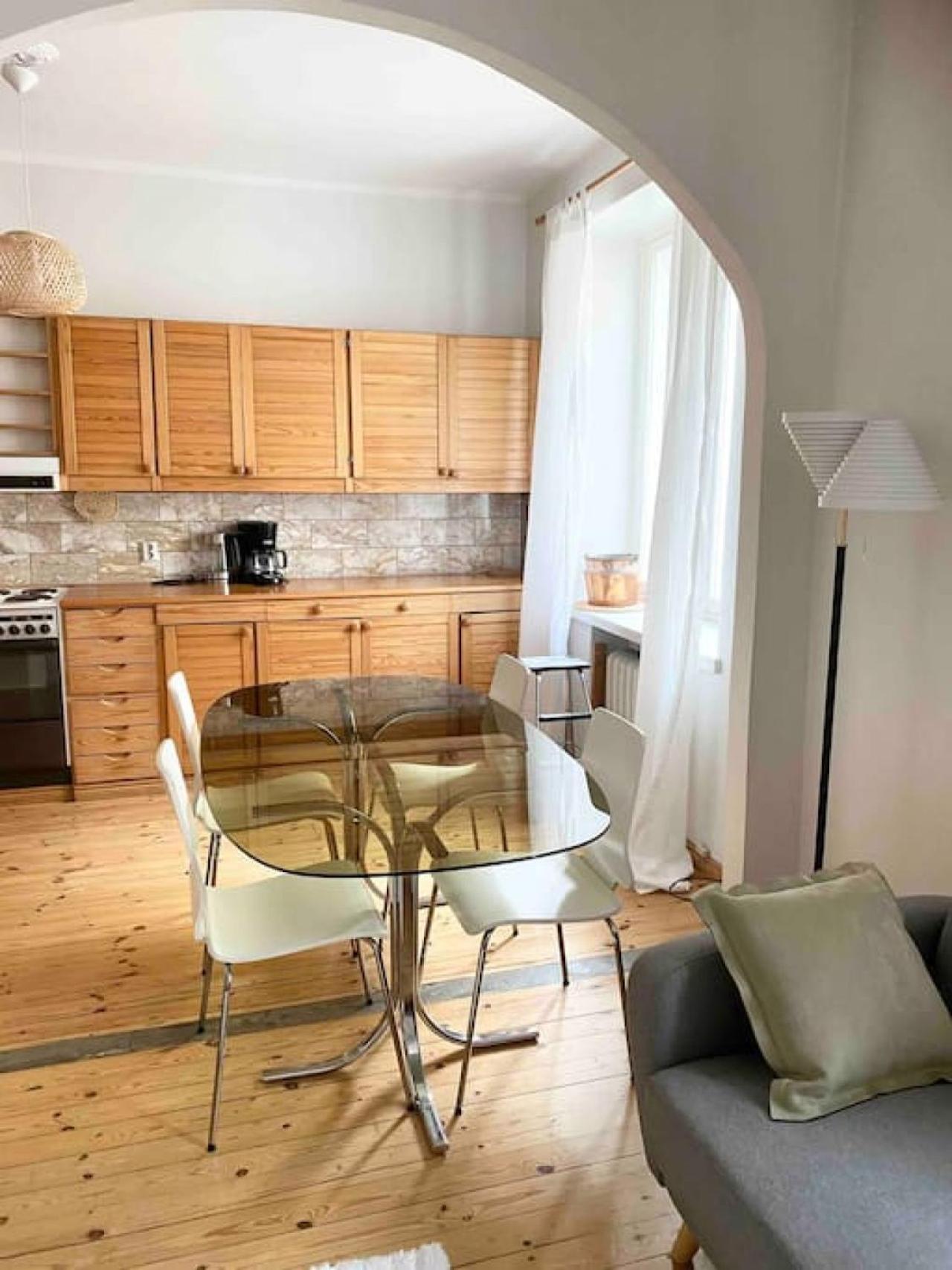 ULLANLINNA Big apartment in the heart of Helsinki