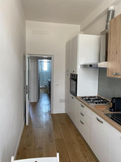 Lia's Home_ new flat 2 bedrooms w/balcony
