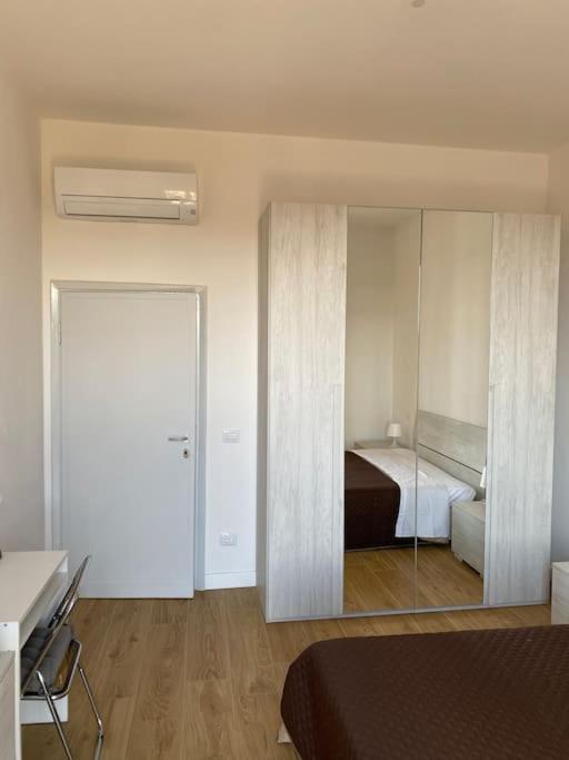 Lia's Home_ new flat 2 bedrooms w/balcony