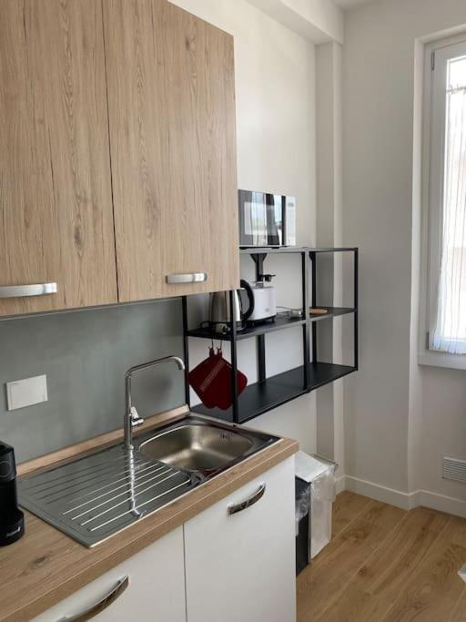 Lia's Home_ new flat 2 bedrooms w/balcony
