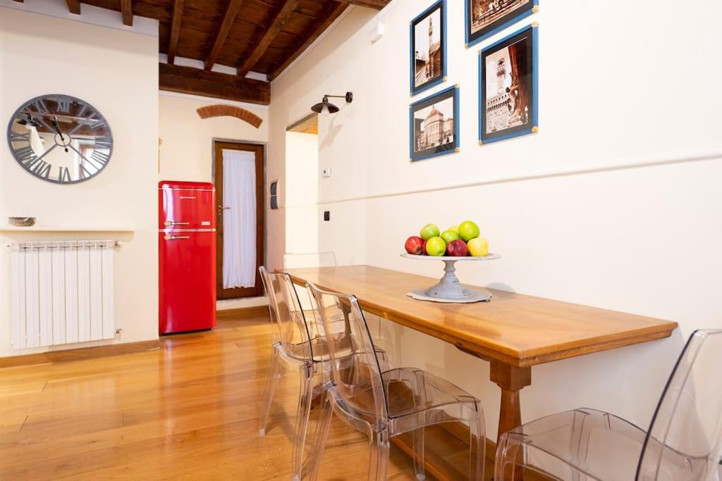 Diladdarno-Florence style APT