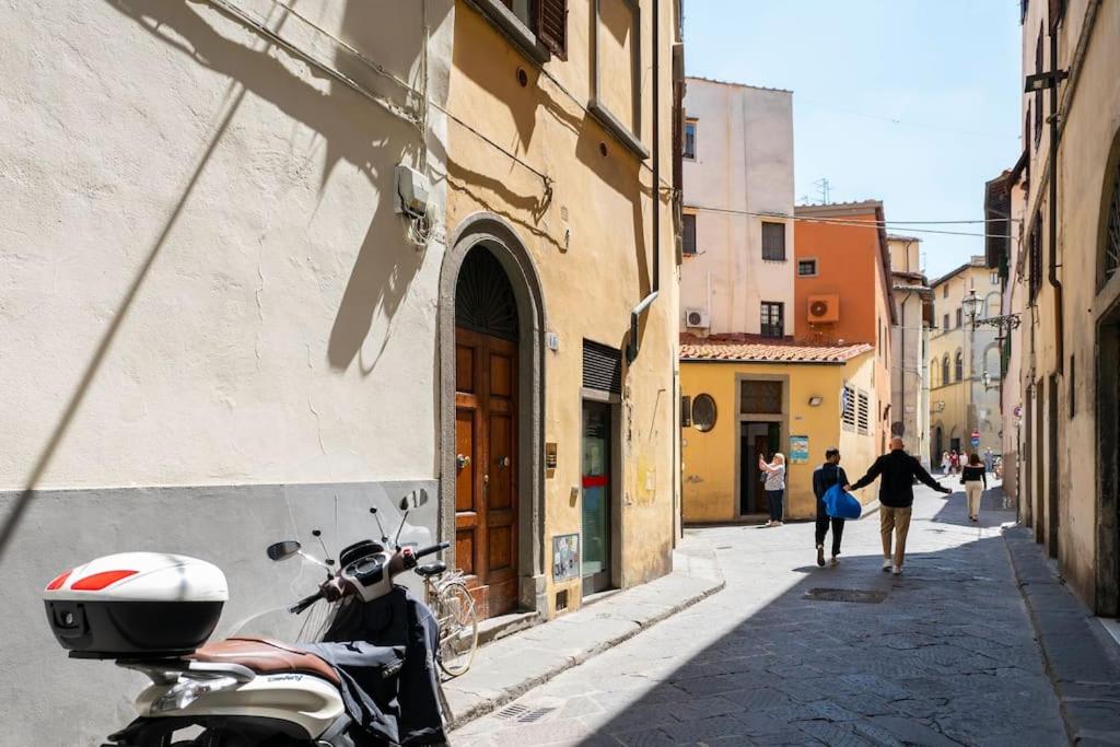 Diladdarno-Florence style APT
