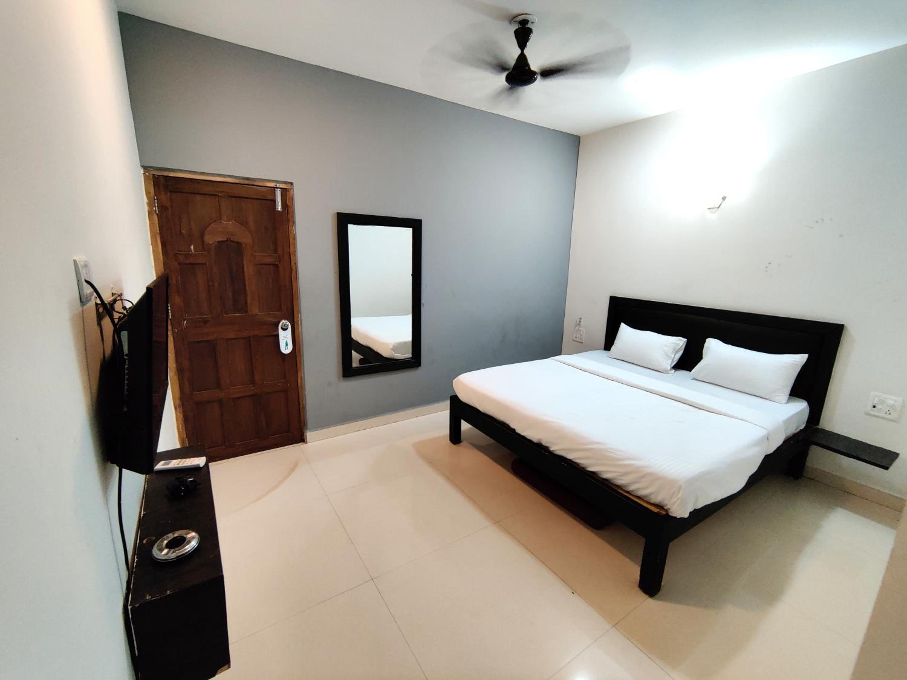 Calangute Turista