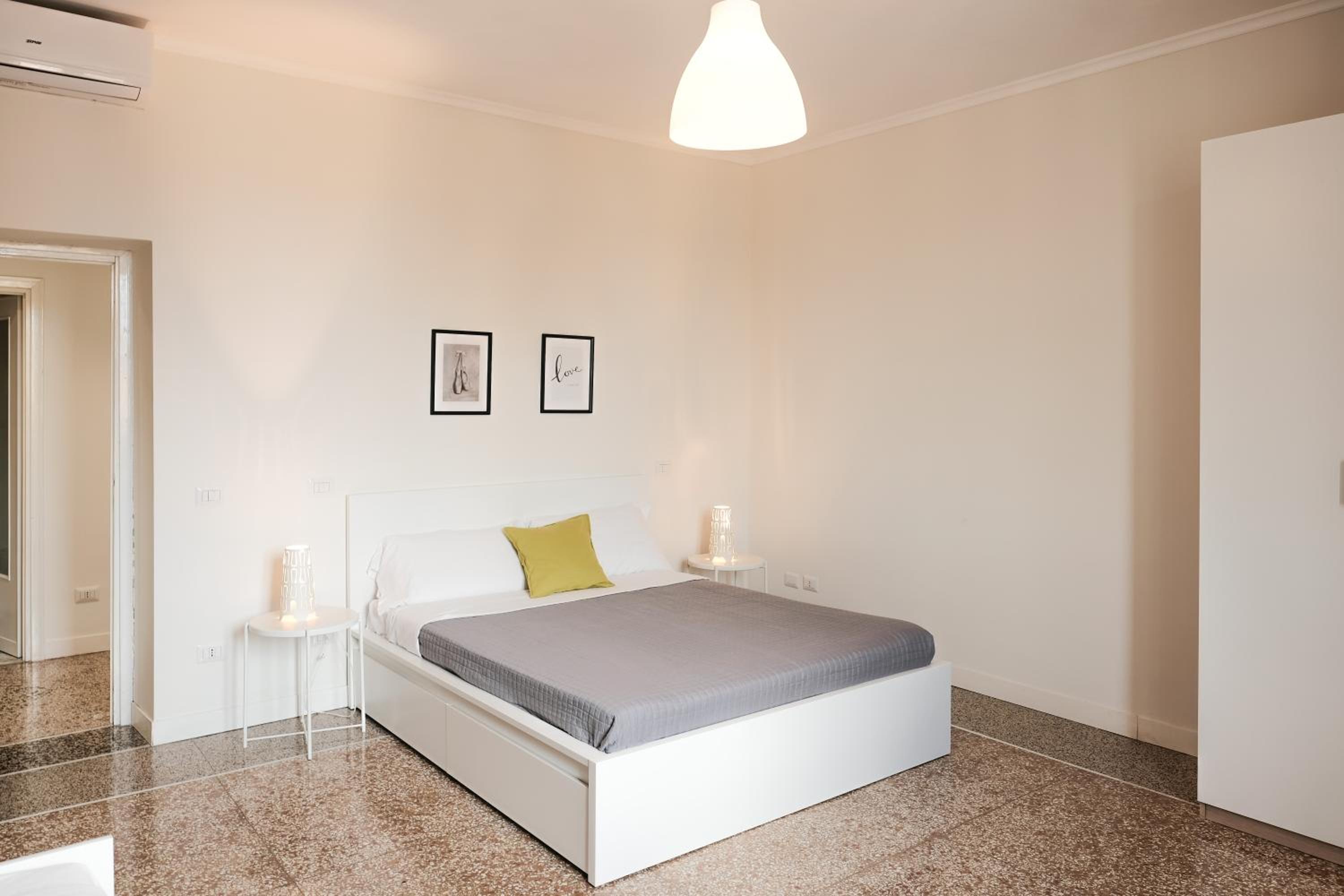 Family apartment near Vatican Museum