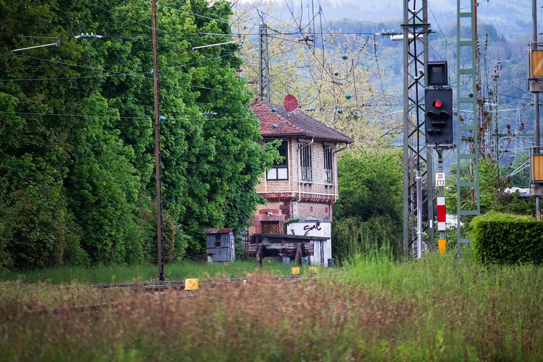 Historisches Stellwerk mit Garten in bester Innenstadtlage & Boxspringbetten nahe der Schweizer Grenze
