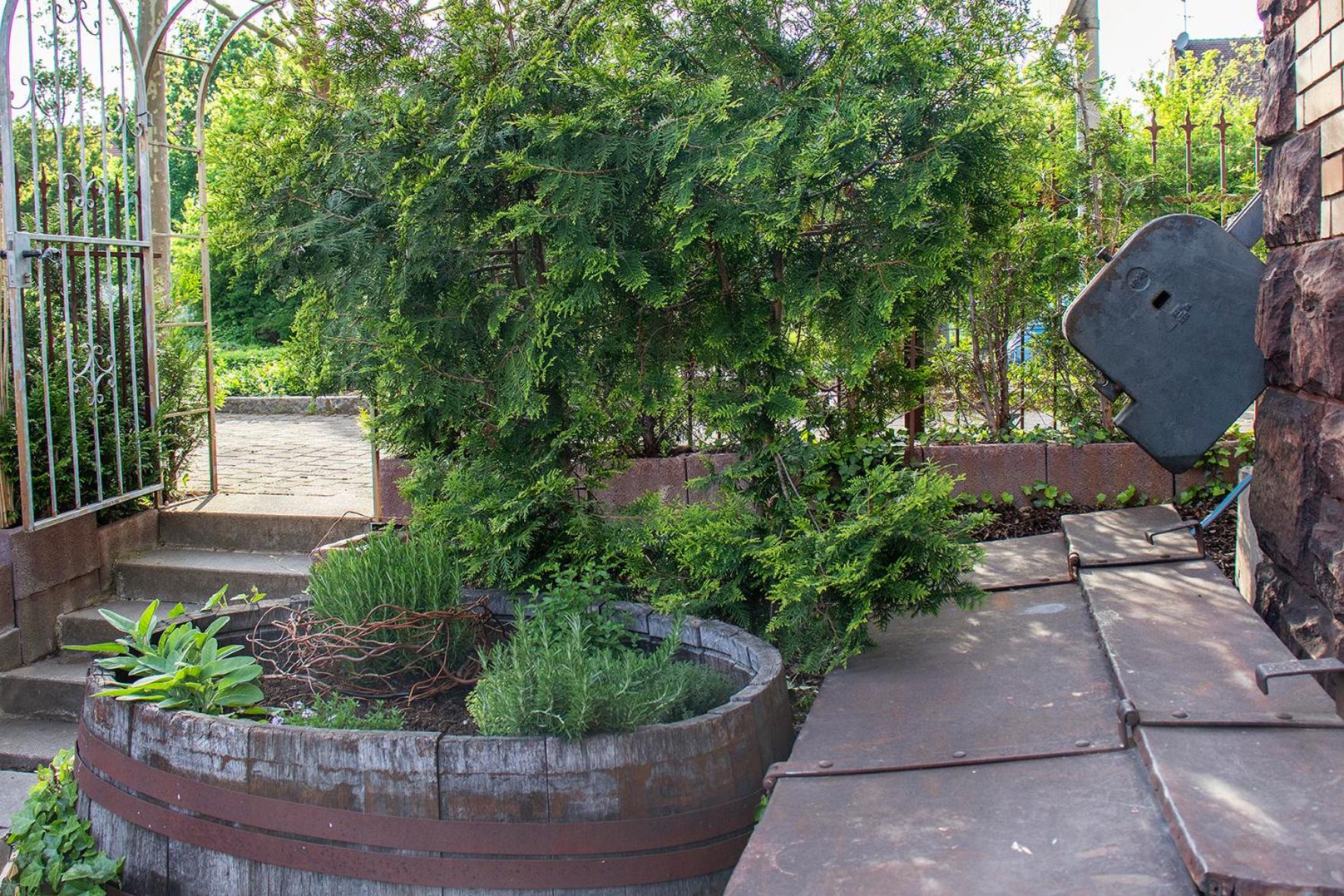 Historisches Stellwerk mit Garten in bester Innenstadtlage & Boxspringbetten nahe der Schweizer Grenze