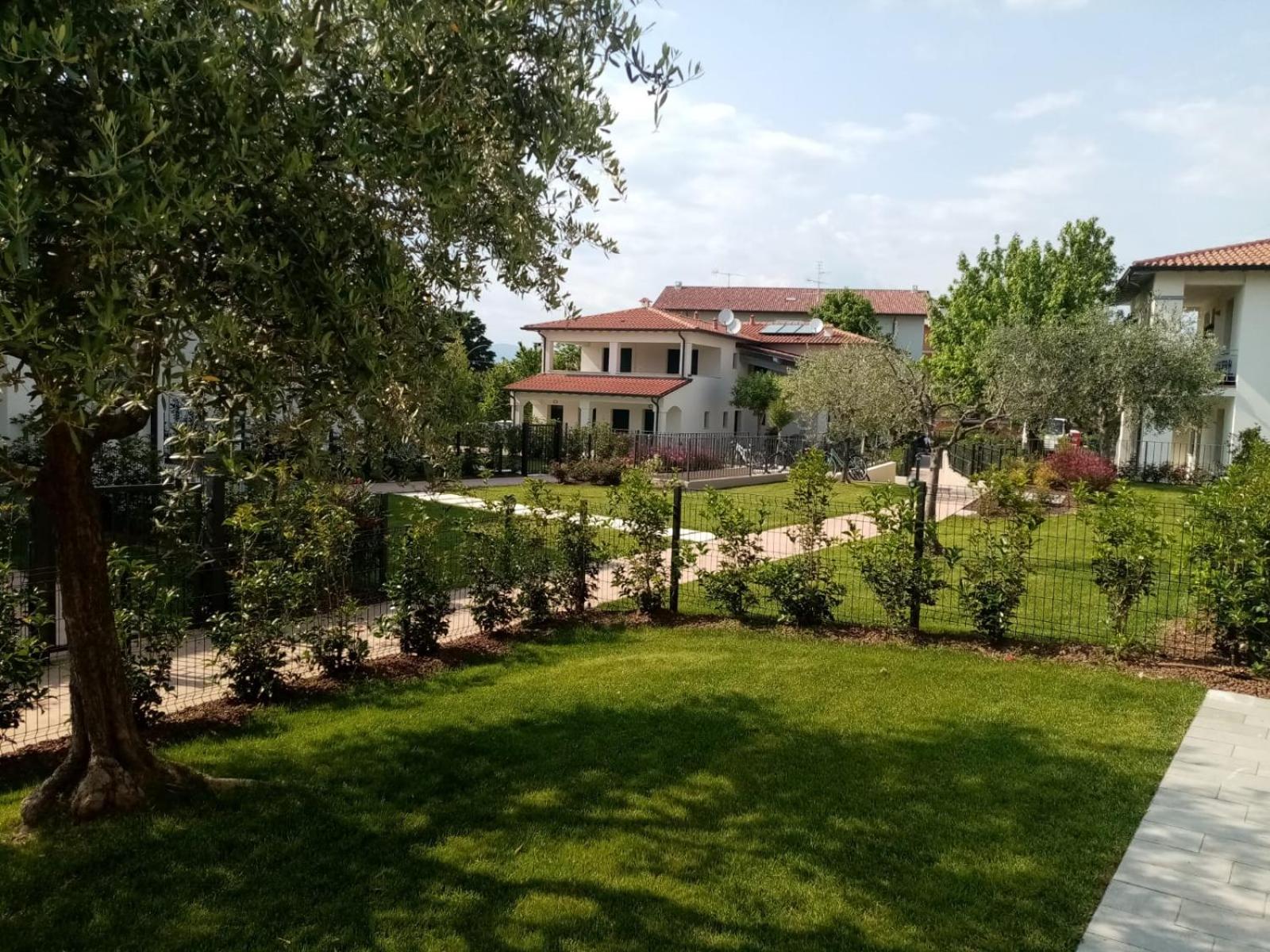 RESIDENCE FIORE ROSSO