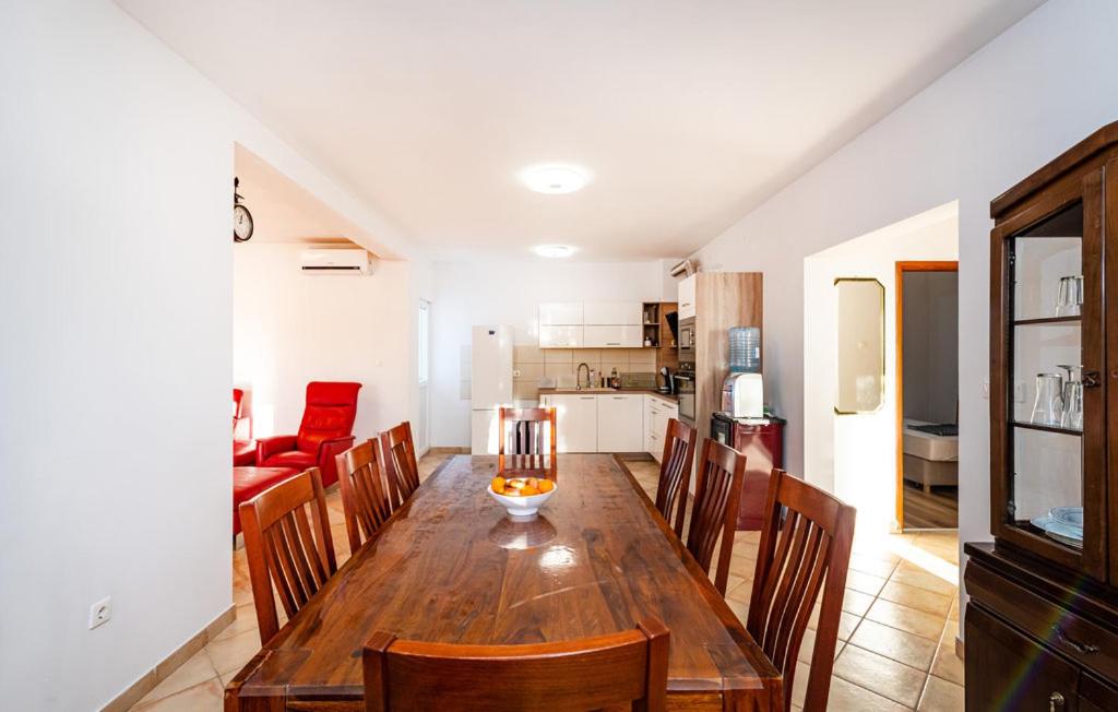 Villa Mandorla with private pool