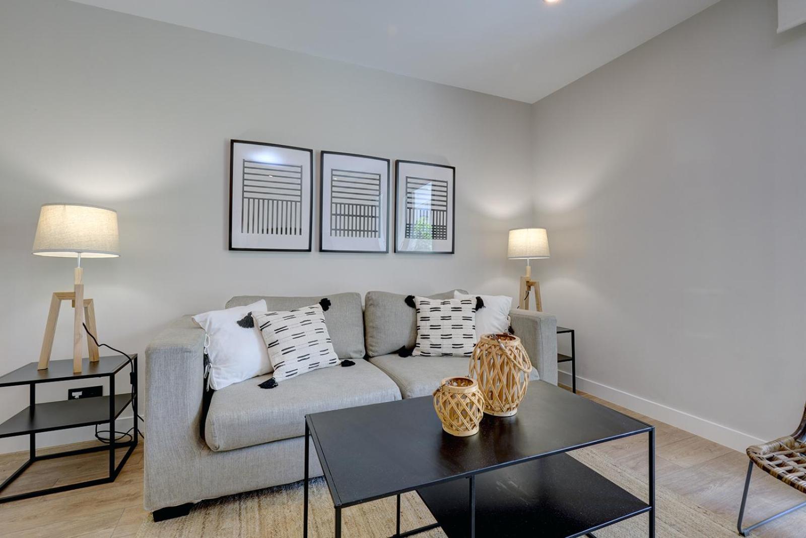 Stylish 2 Bedroom Apartment in Estepona Old Town view 4