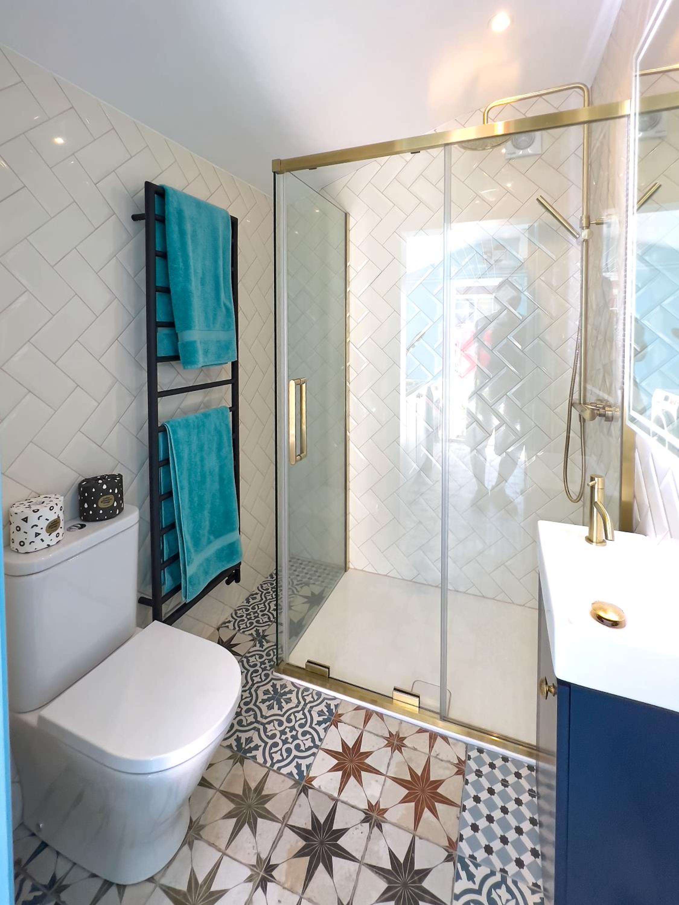 Aqua Cottage