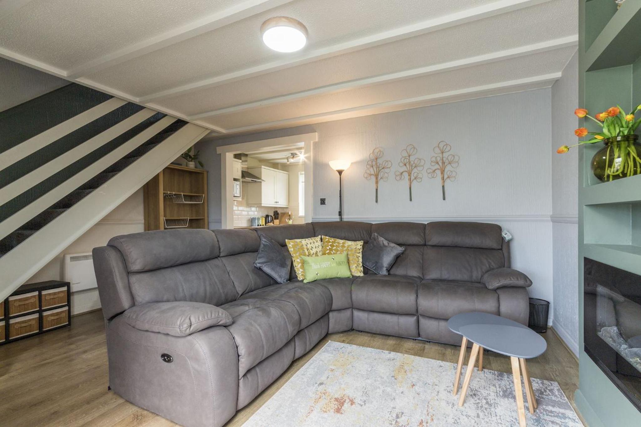 Saddlers Cottage with indoor pool, tennis court and lots more Tenby area view 5