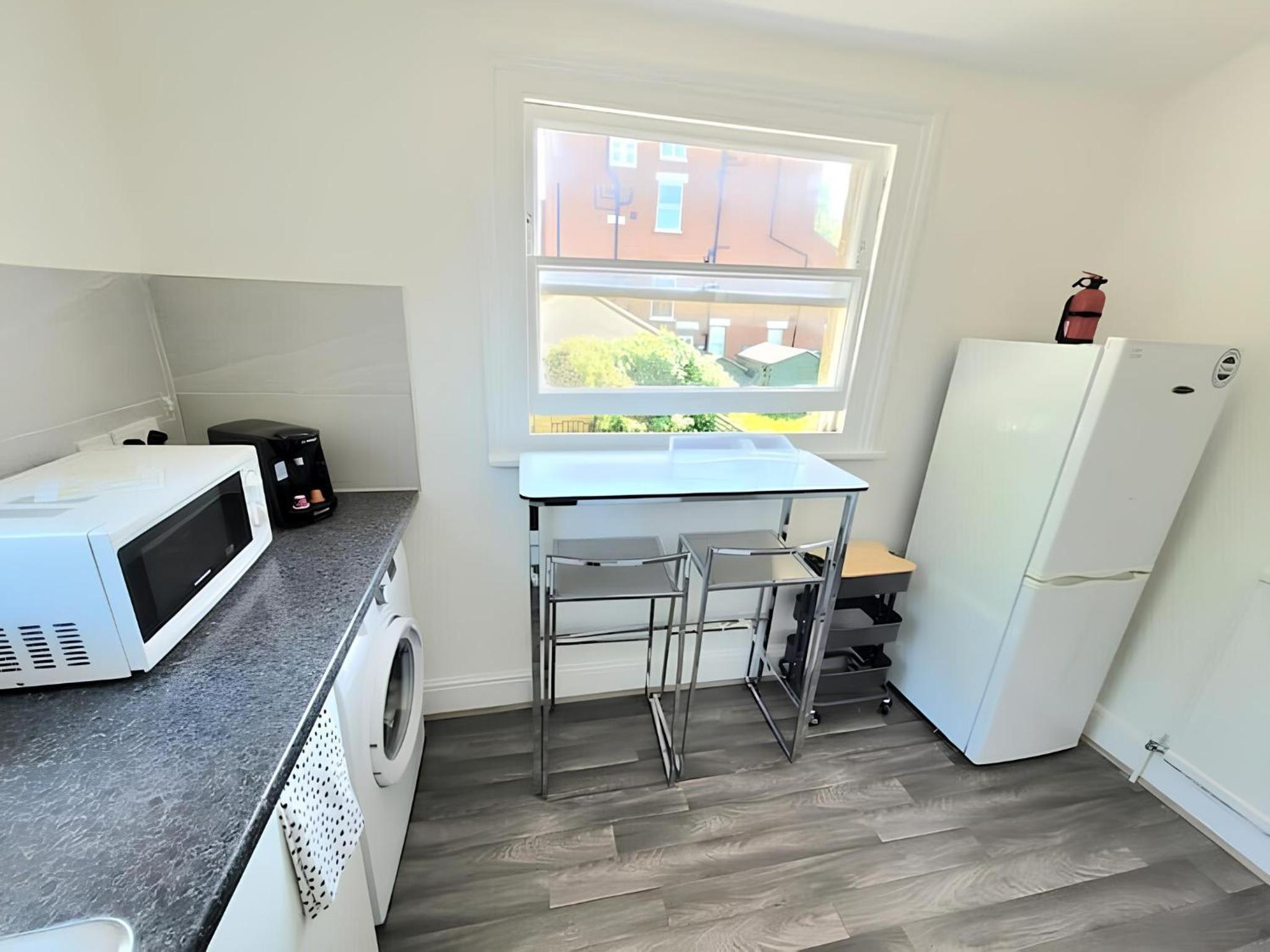 Contemporary 2 bedroom apartment