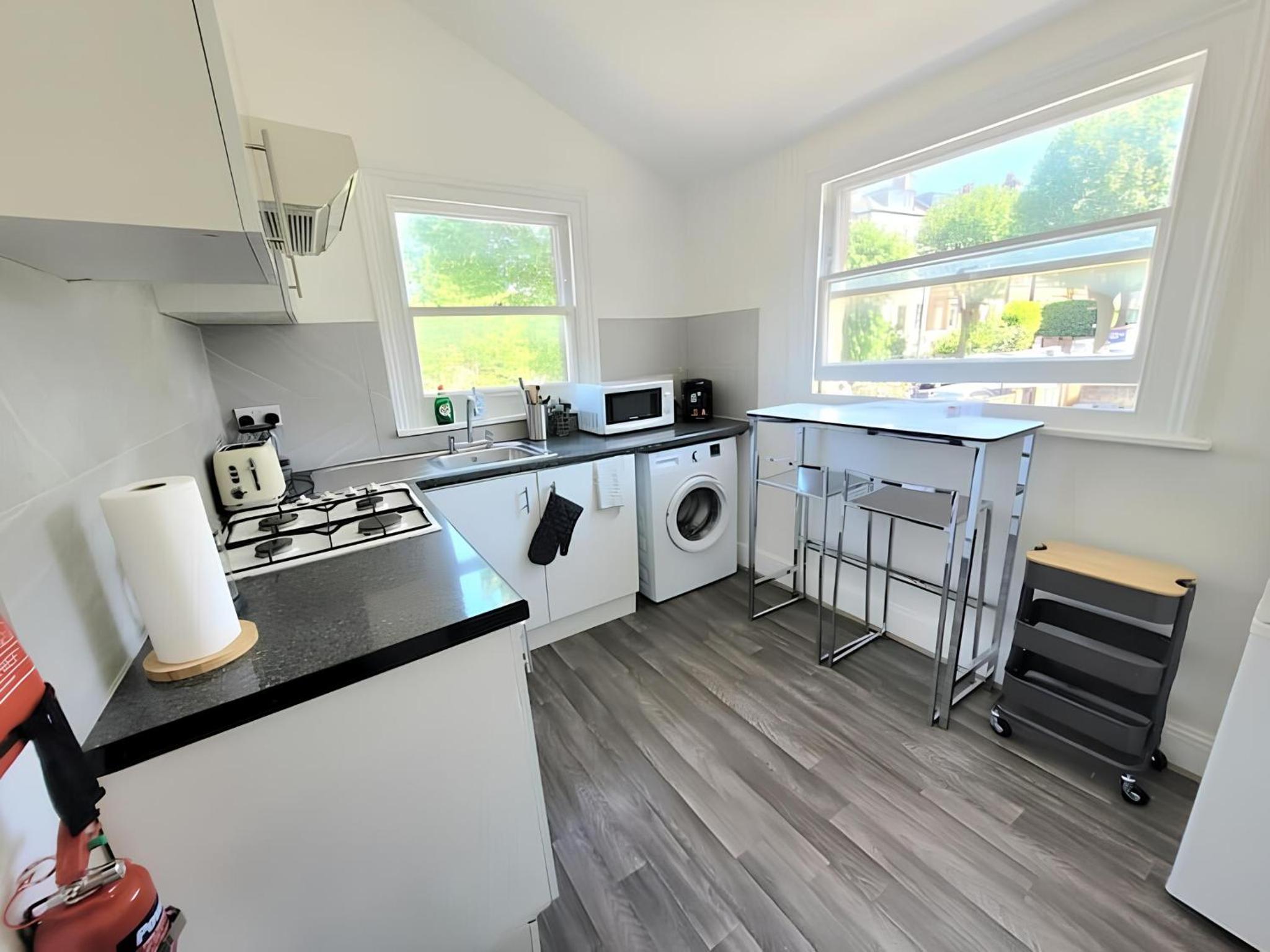 Contemporary 2 bedroom apartment