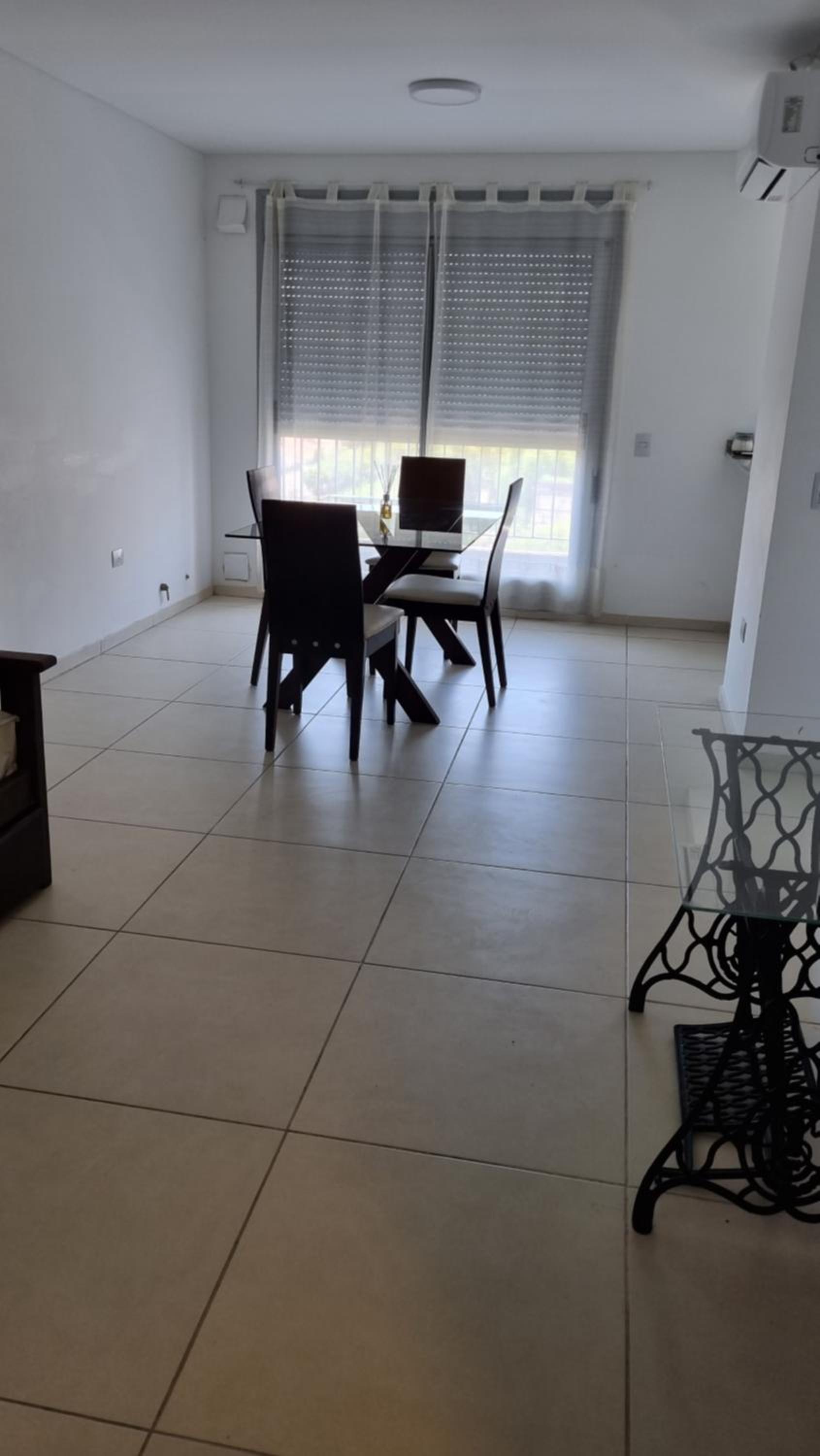 Hermoso departamento temporario en zona centro a metros de la terminal e importantes hospitales