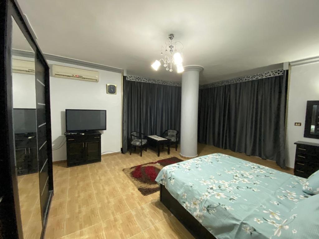 Amwaj Compound
