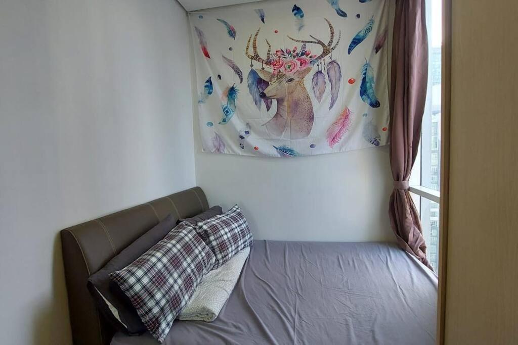5mins to KLCC -Lvl32-2br-FreeParking