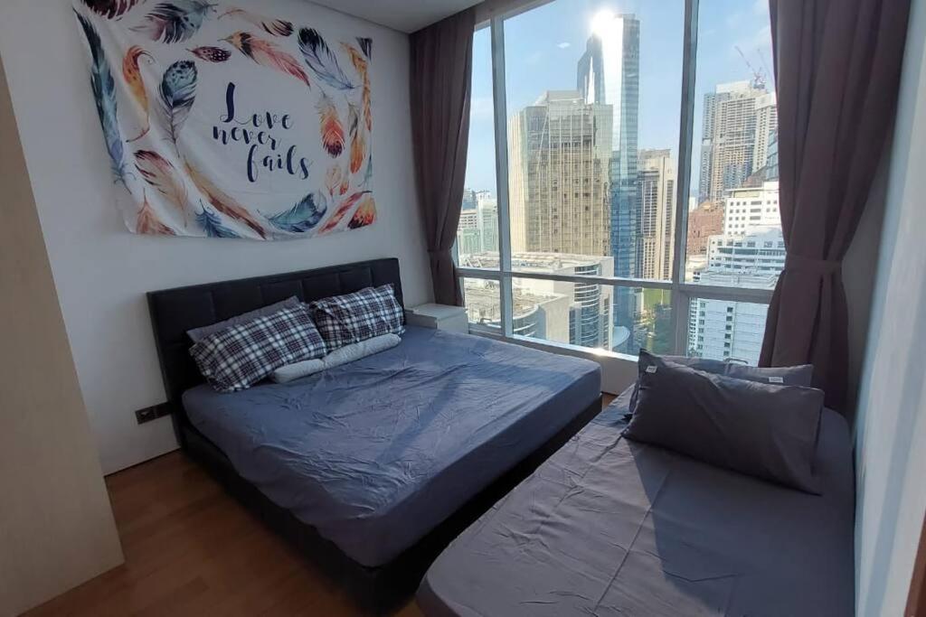 5mins to KLCC -Lvl32-2br-FreeParking