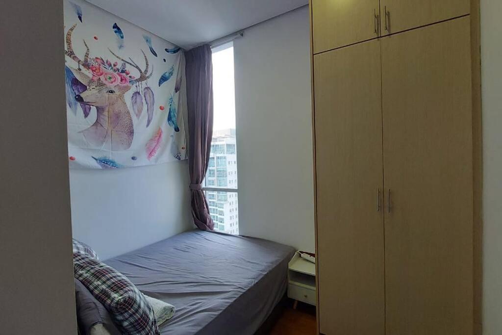 5mins to KLCC -Lvl32-2br-FreeParking