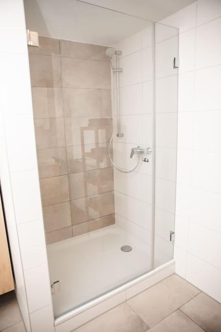 Apartment mit Burgblick