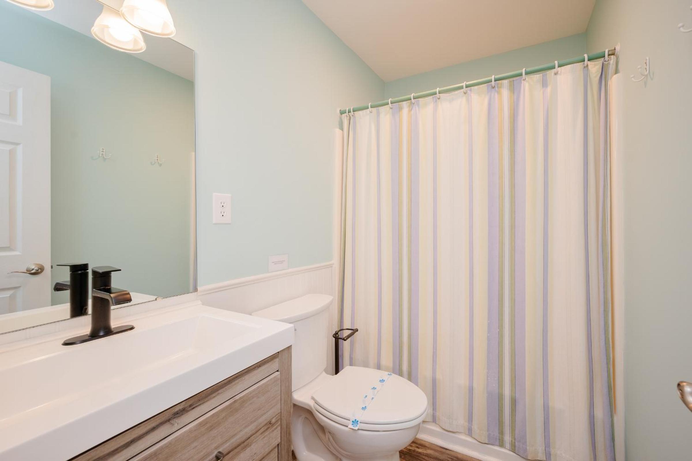 The Breeze by Oak Island Accommodations