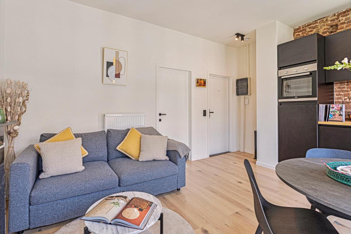 New renovated condo's @ trendy south