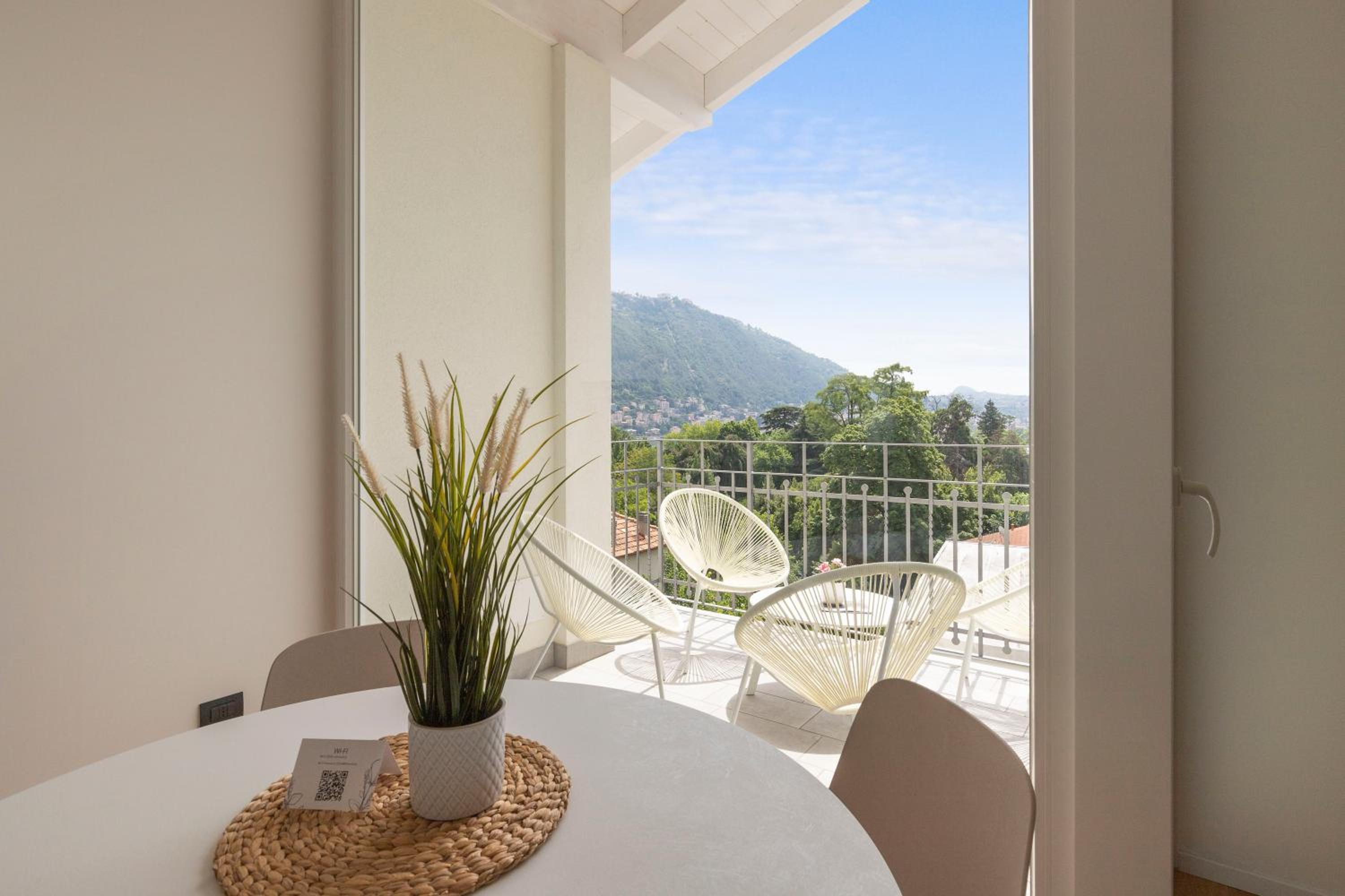 Olmo Suites view 3