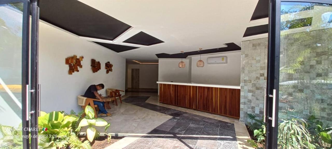 Studio con balcón Hermoso en Katia Residence view 4