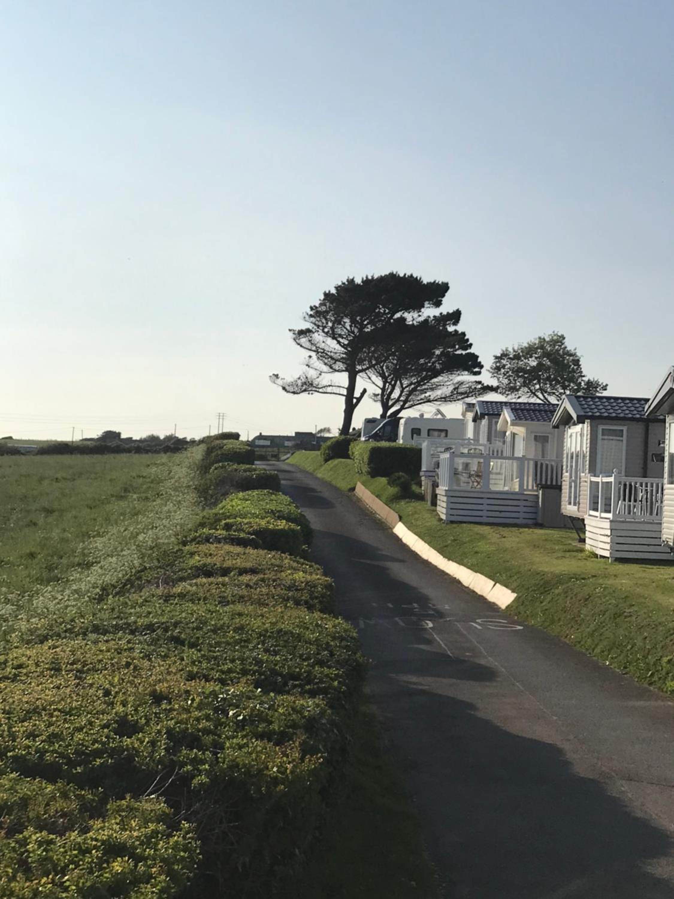 Lovely Holiday Caravan, great location - Pebble Bank, near Chesil Beach view 3