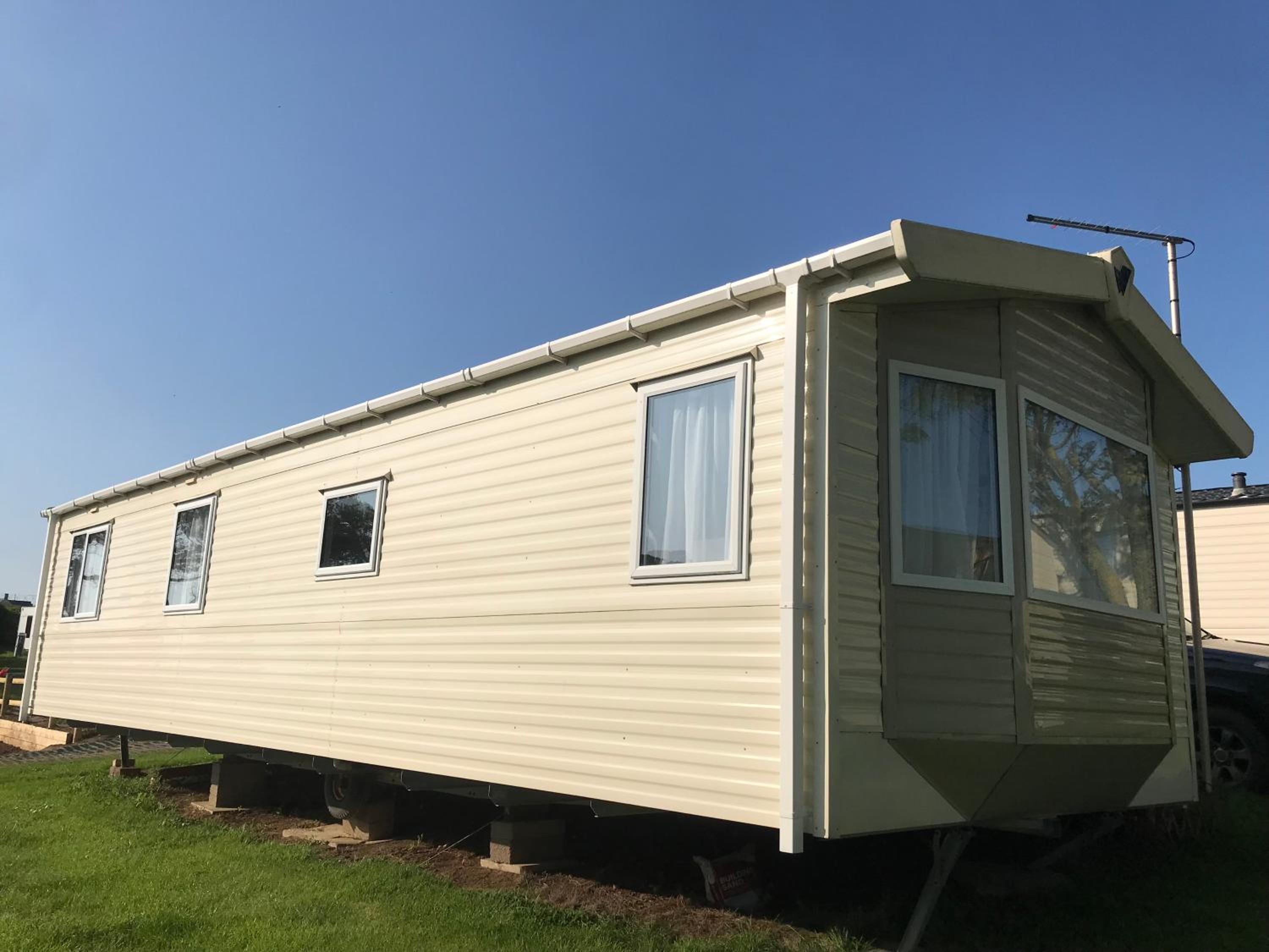 Lovely Holiday Caravan, great location - Pebble Bank, near Chesil Beach view 2