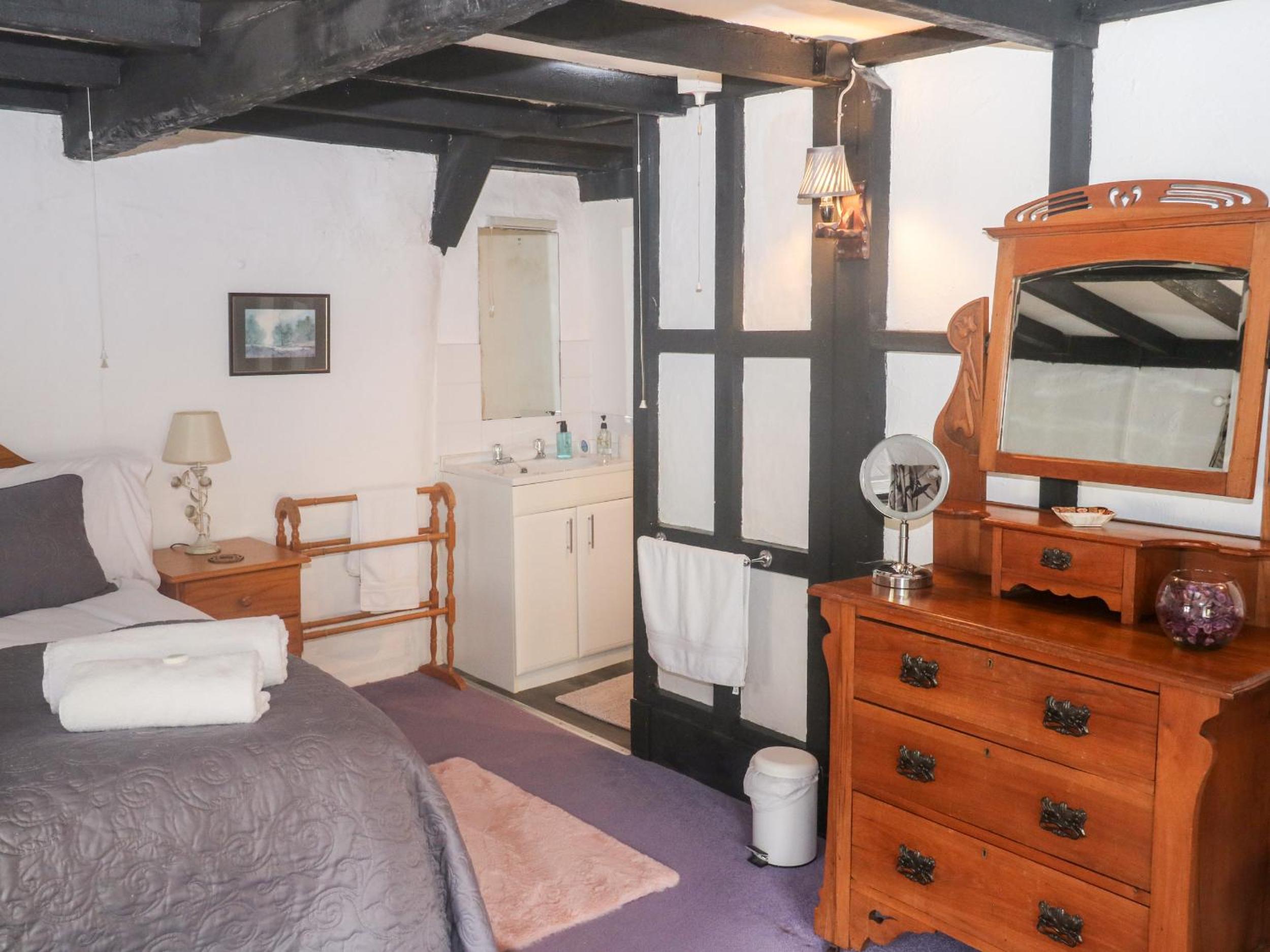 Lilac Cottage view 3