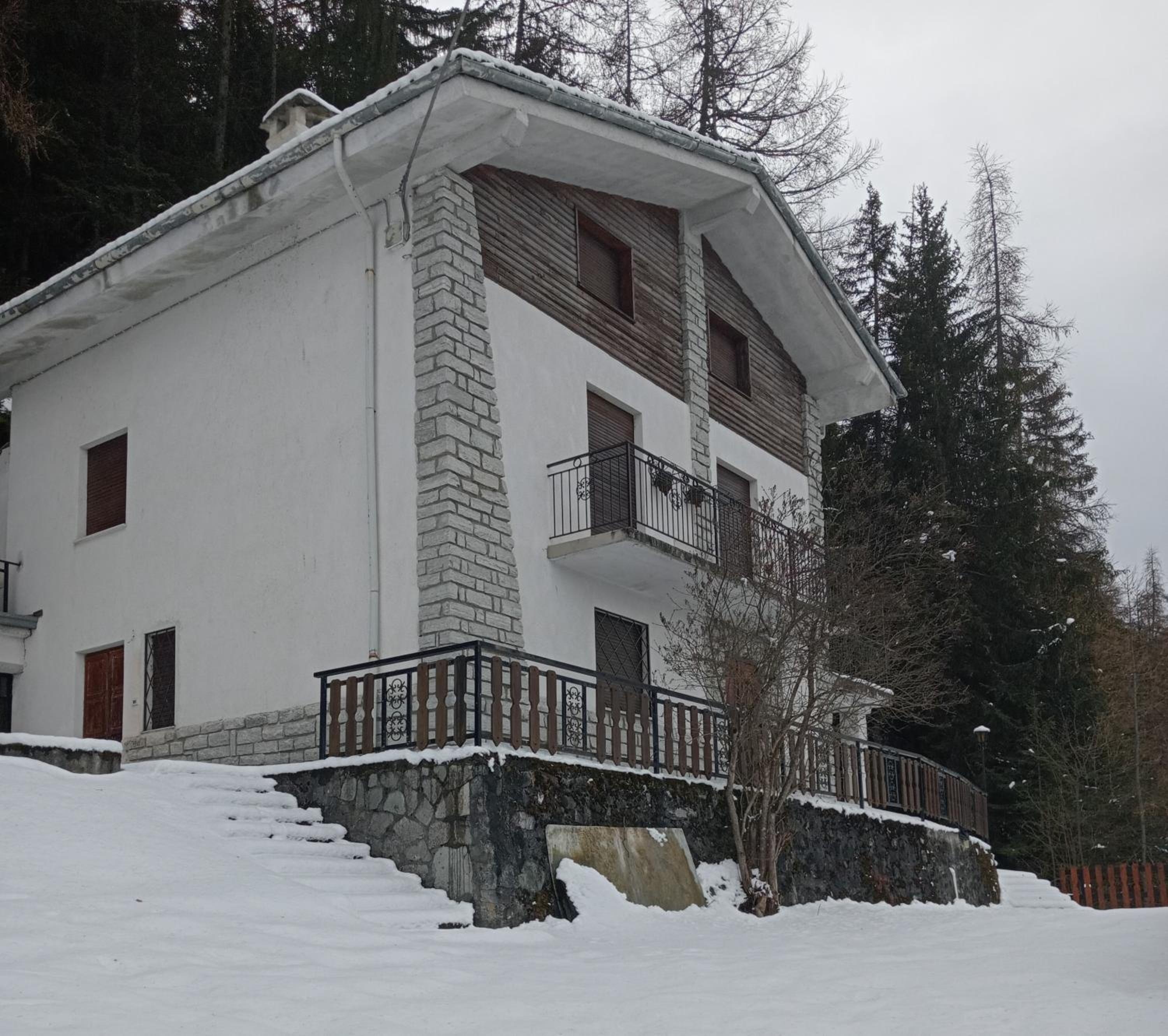 Maison Loren Pila