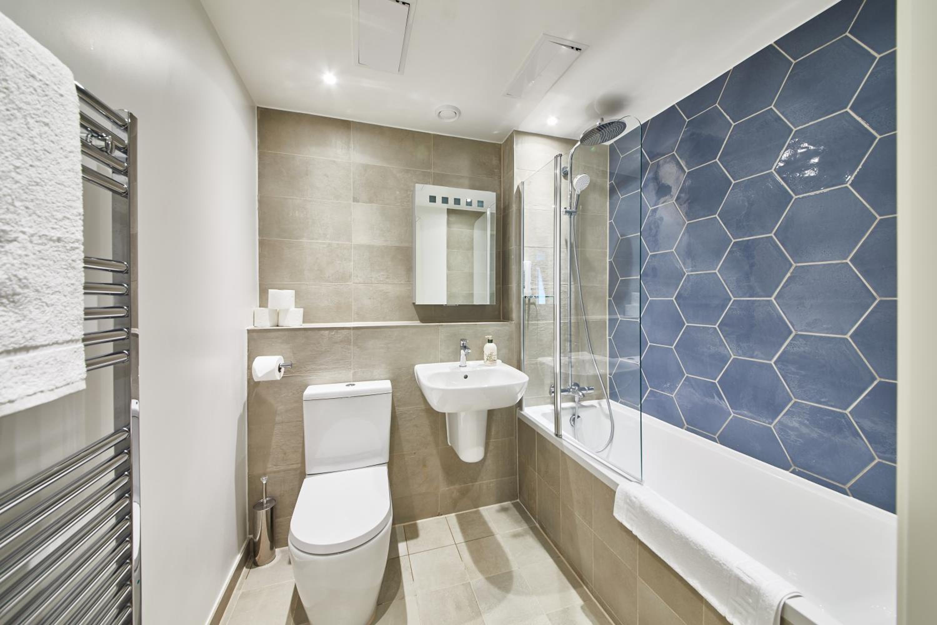Elegant Plus Luxury Apartments