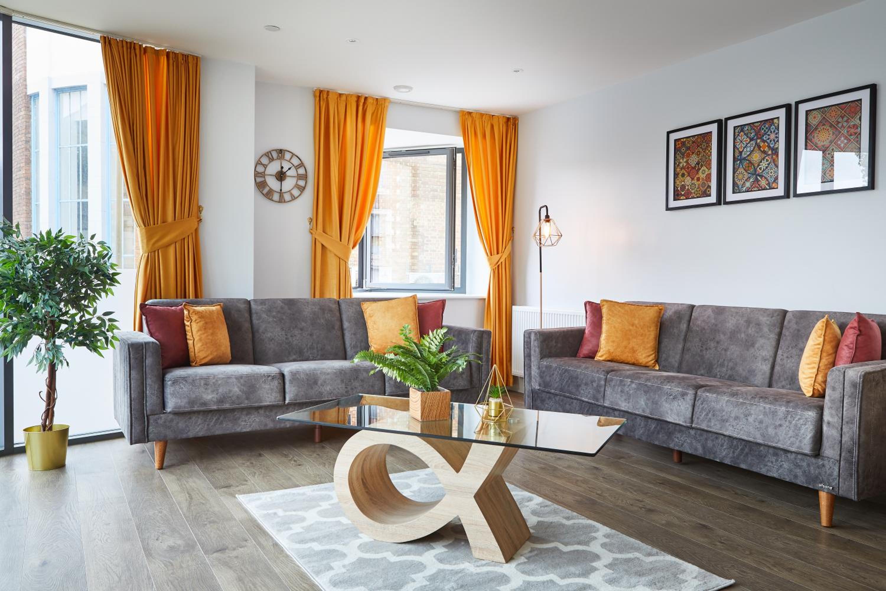 Elegant Plus Luxury Apartments