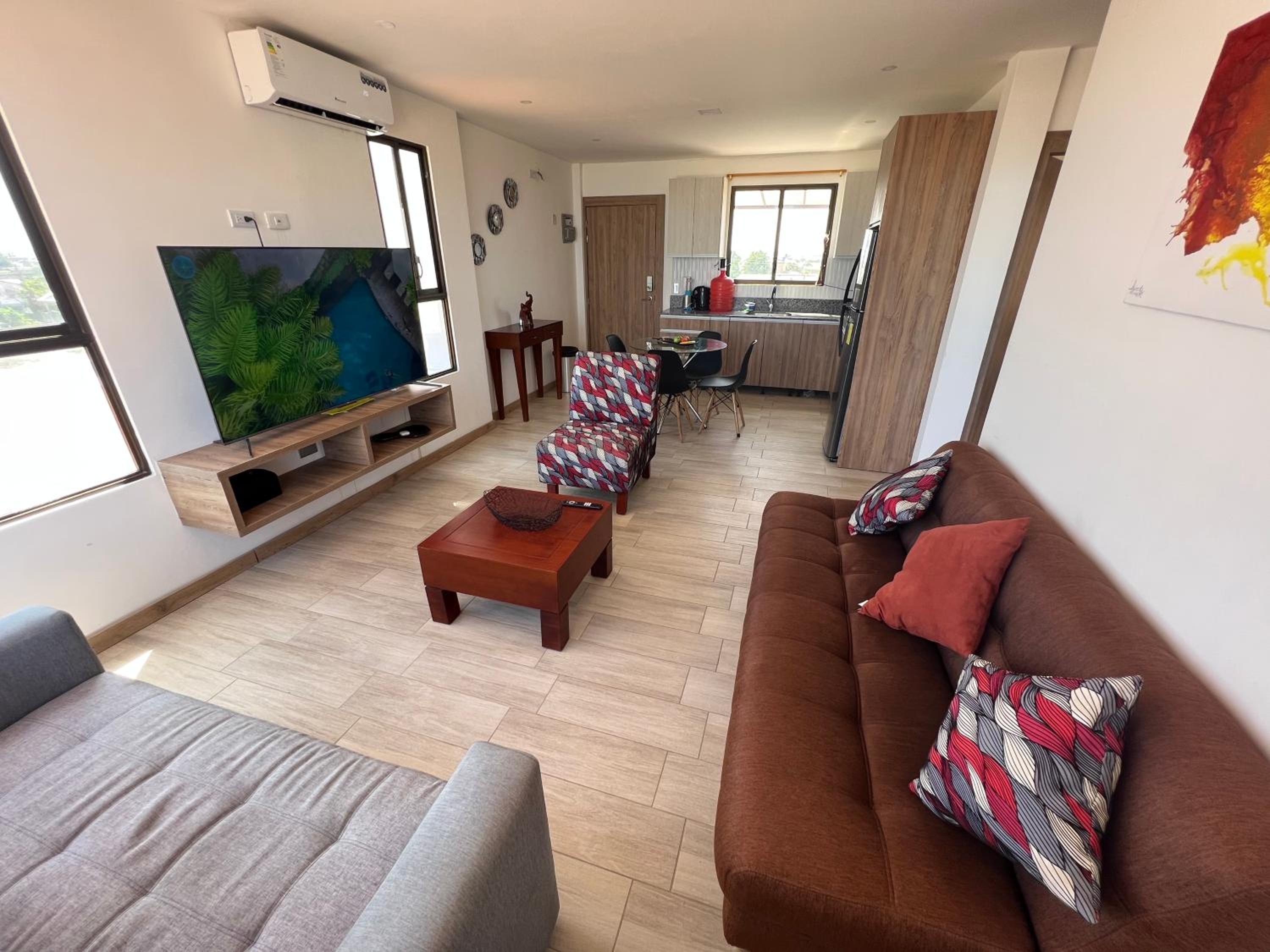 Hotel CONDOMINIO MIRAMAR VISTA AL MAR Playas villamil - Image 1