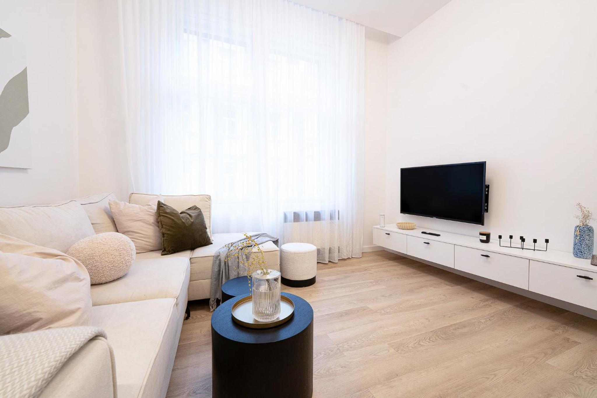 Rentero Modern 5 min Wenceslas Square Apartment, Prague