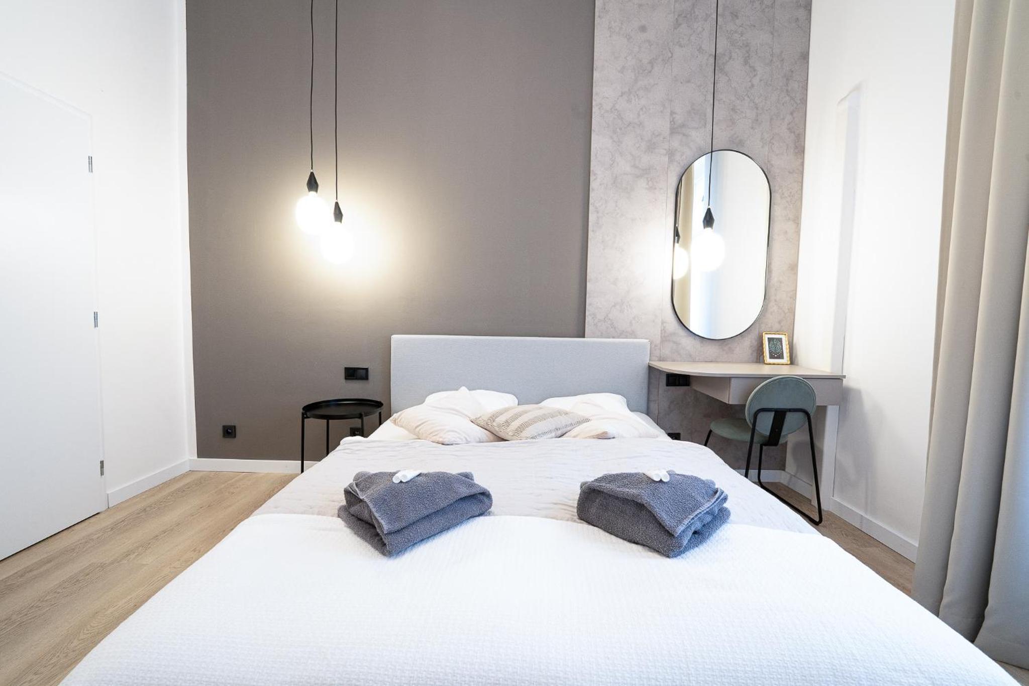 Rentero Modern 5 min Wenceslas Square Apartment, Prague