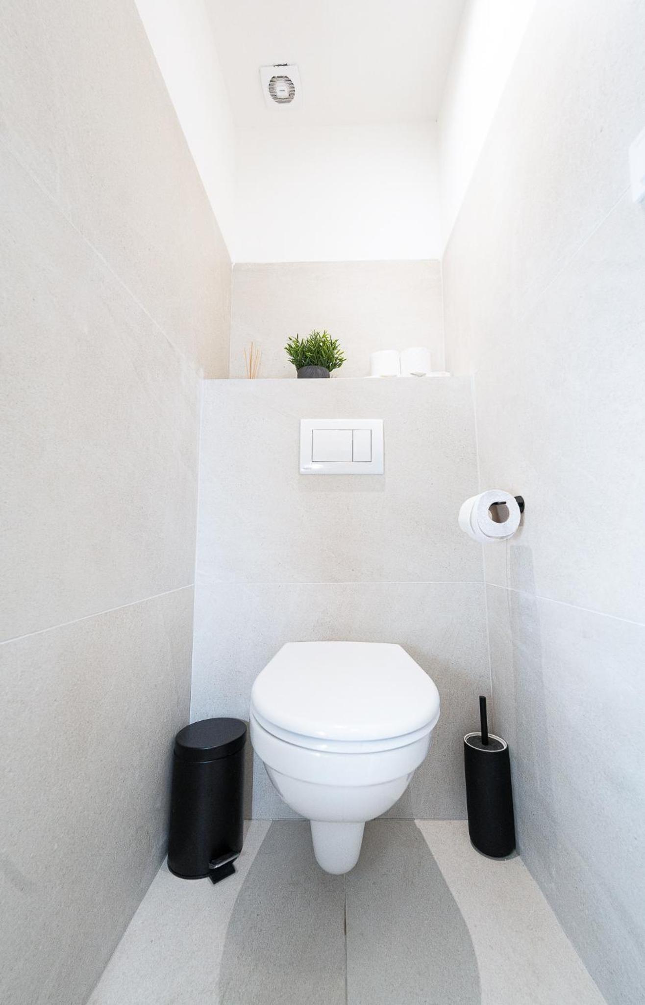 Rentero Modern 5 min Wenceslas Square Apartment, Prague