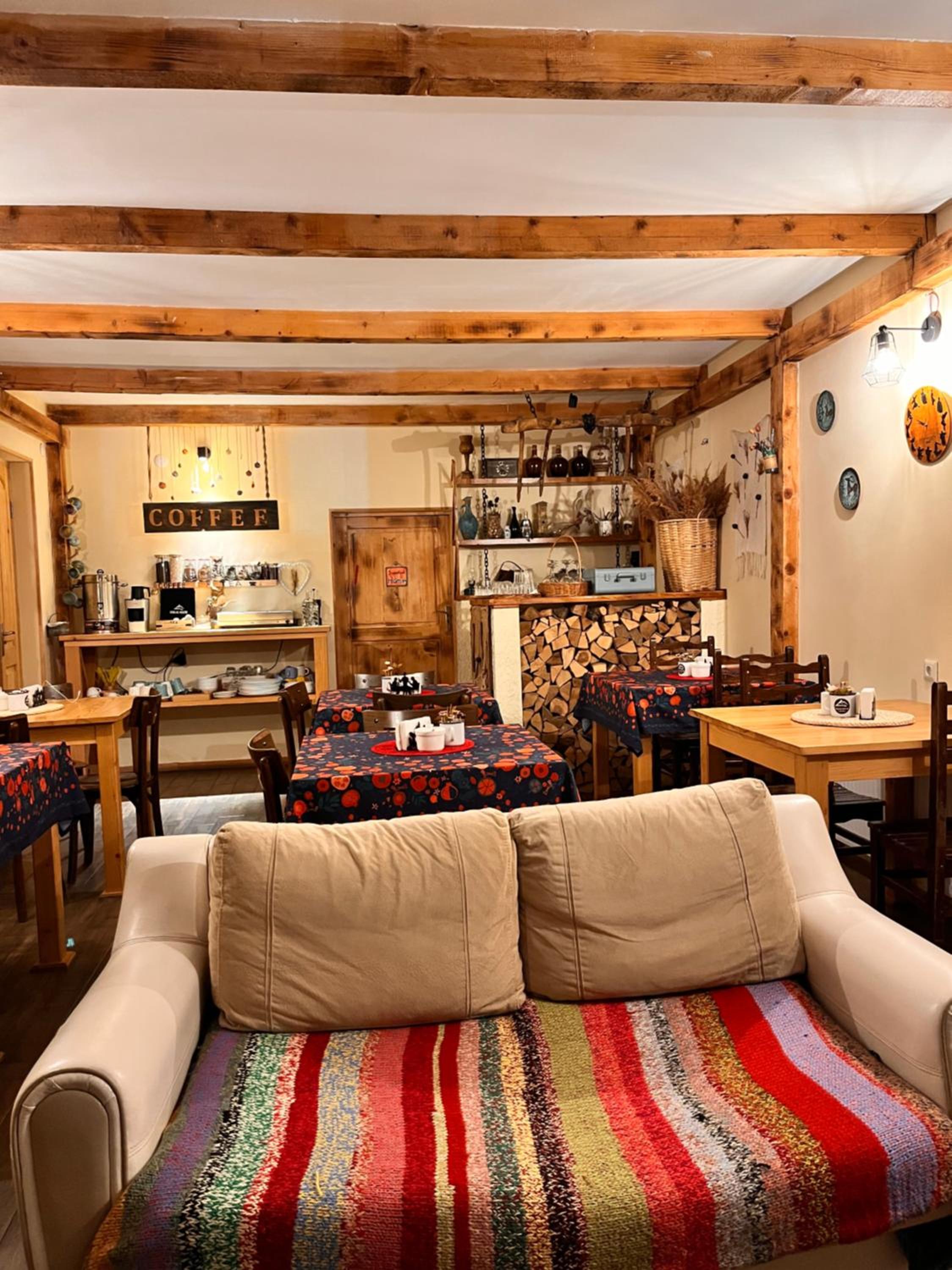 Ioska's House